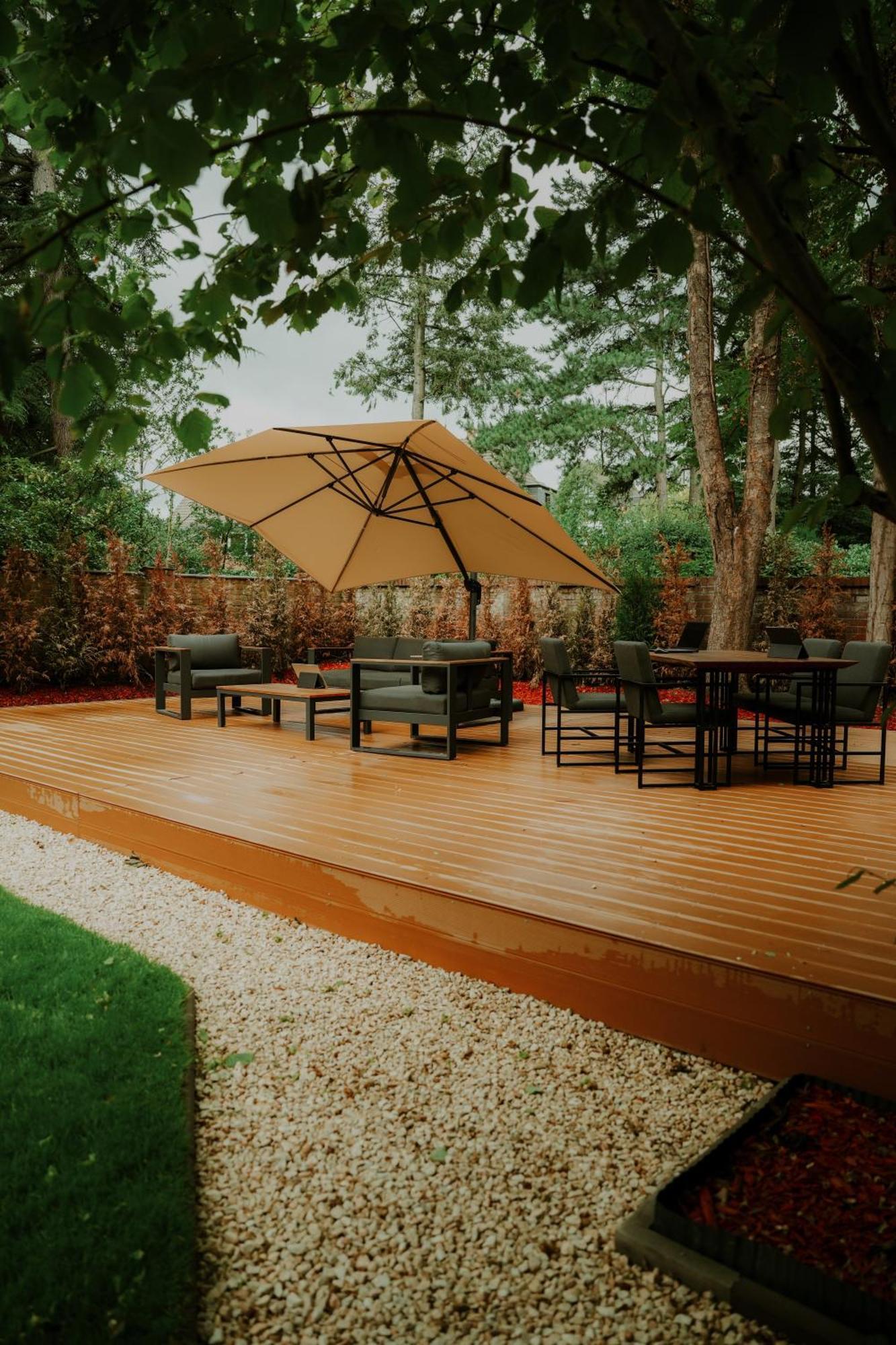 Aurelia Apartment