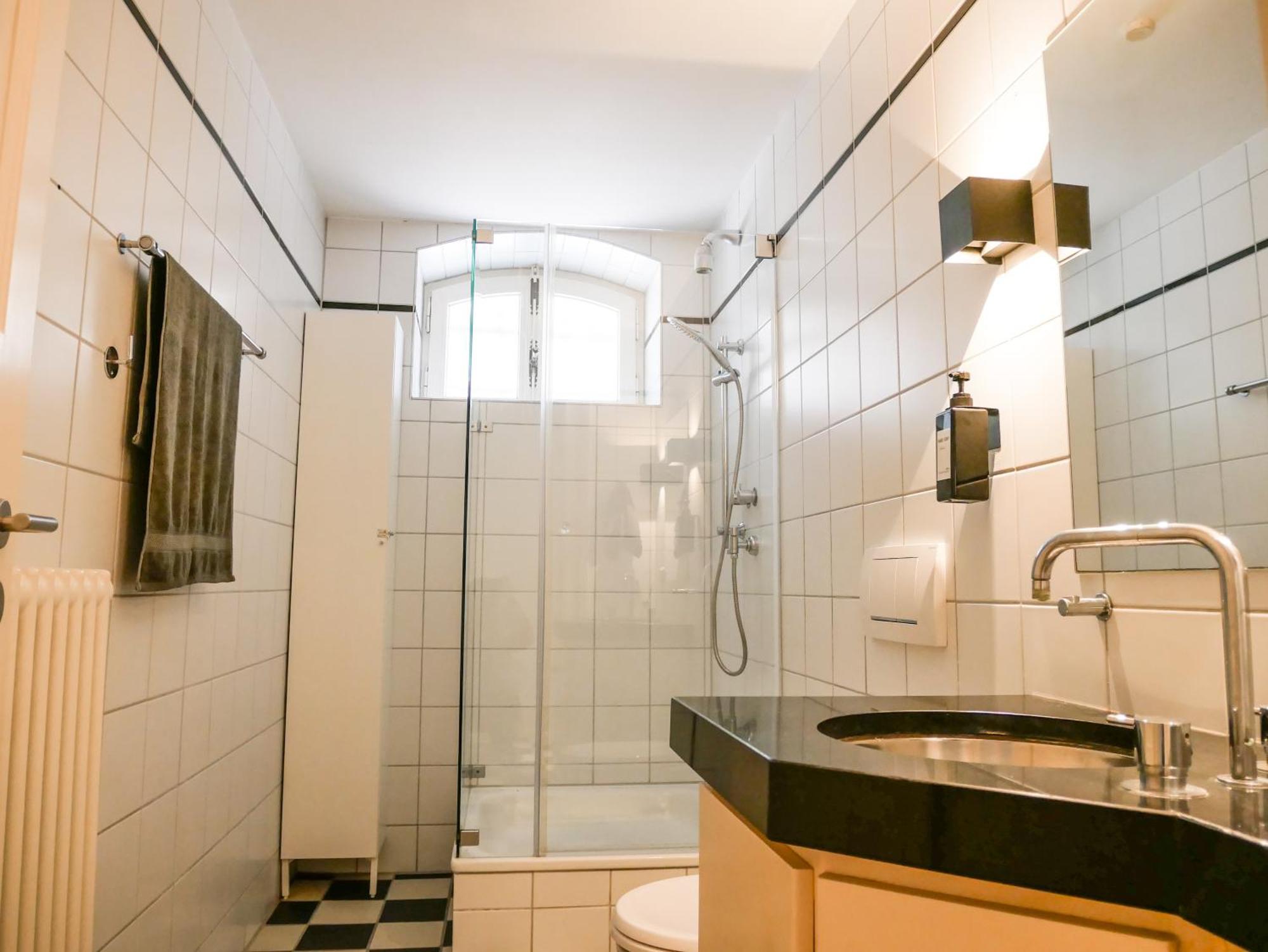 Aurelia Apartment