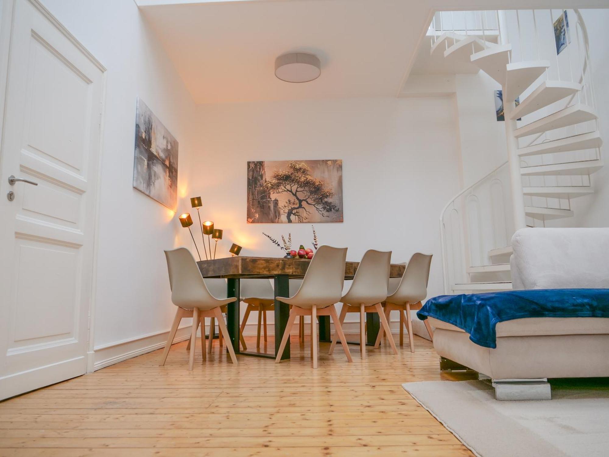 Aurelia Apartment *