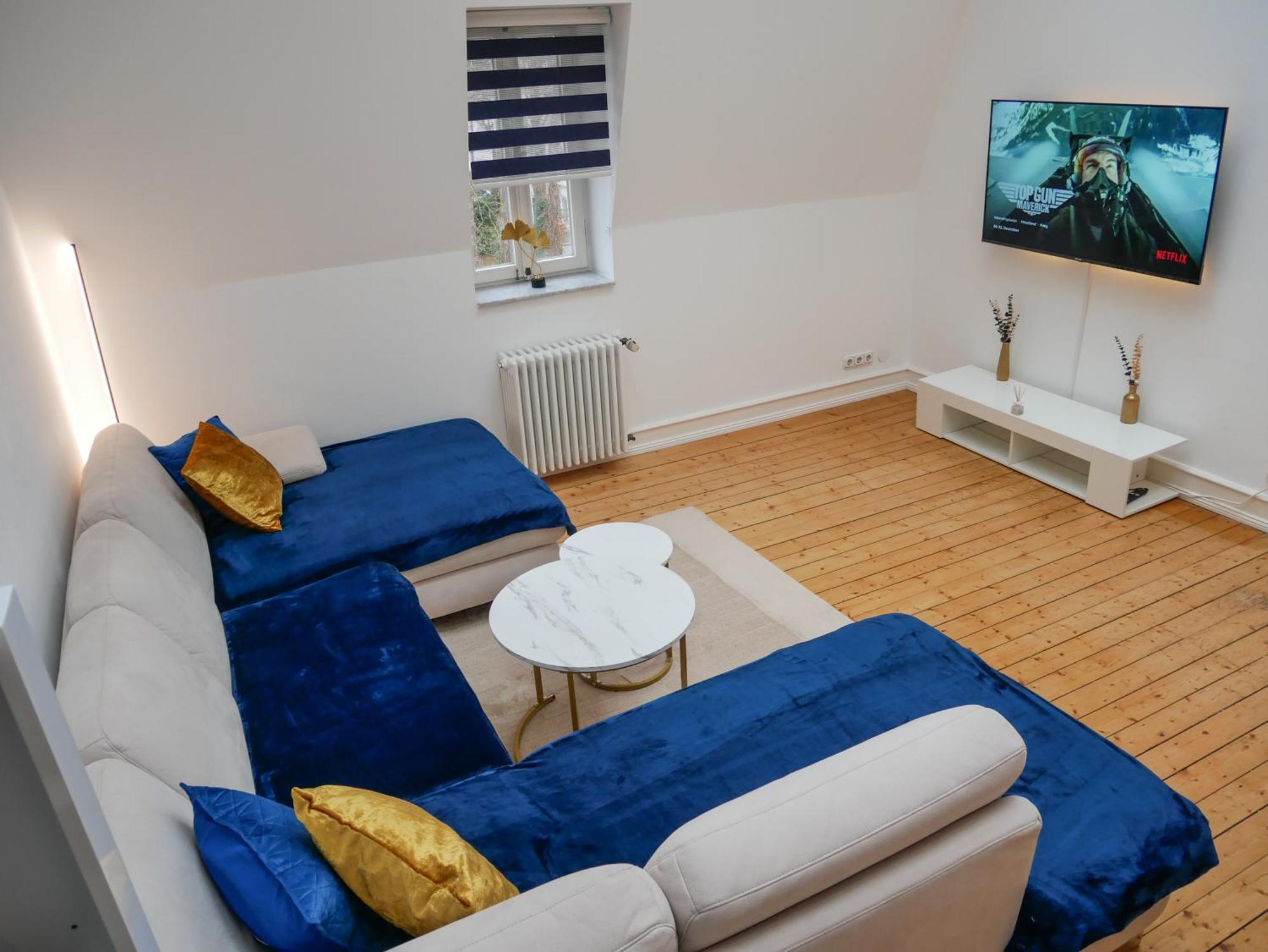 Aurelia Apartment